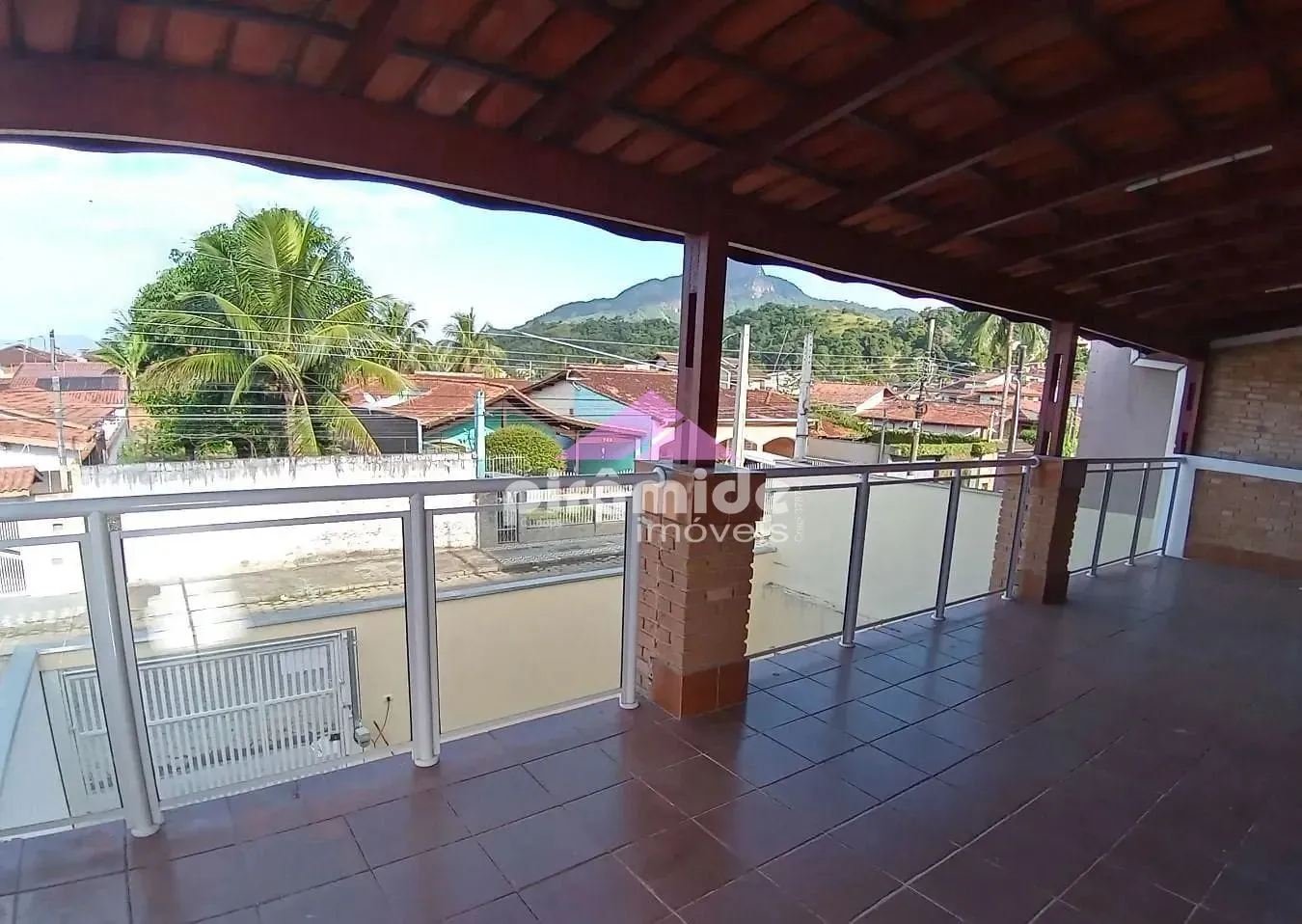 Casa, 5 quartos, 232 m² - Foto 2