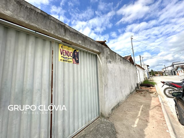 Casa com 220m² 2 quartos e 1 banheiro, à venda, no bairro Monte Castelo em Teixeira de Freitas