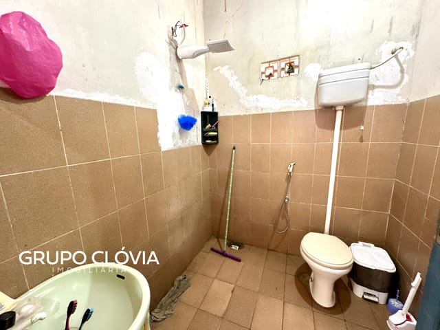 Casa com 220m² 2 quartos e 1 banheiro, à venda, no bairro Monte Castelo em Teixeira de Freitas