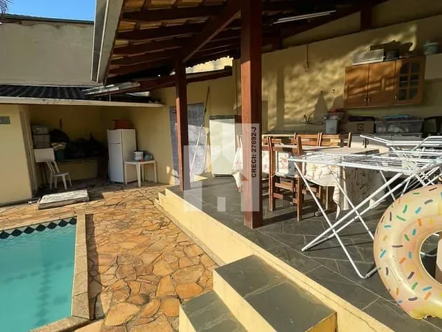 Casa com 420m² 3 quartos e 3 banheiros, à venda, no bairro Jardim Flórida em Jundiaí