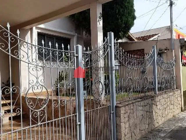 Casa com 283m² 2 quartos e 1 banheiro, à venda ou para alugar, no bairro Jardim Maria Augusta  em Taubaté
