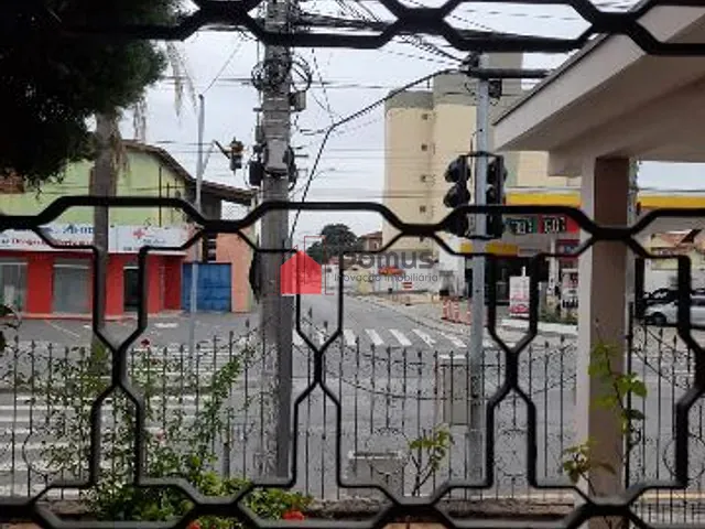 Casa com 283m² 2 quartos e 1 banheiro, à venda ou para alugar, no bairro Jardim Maria Augusta  em Taubaté