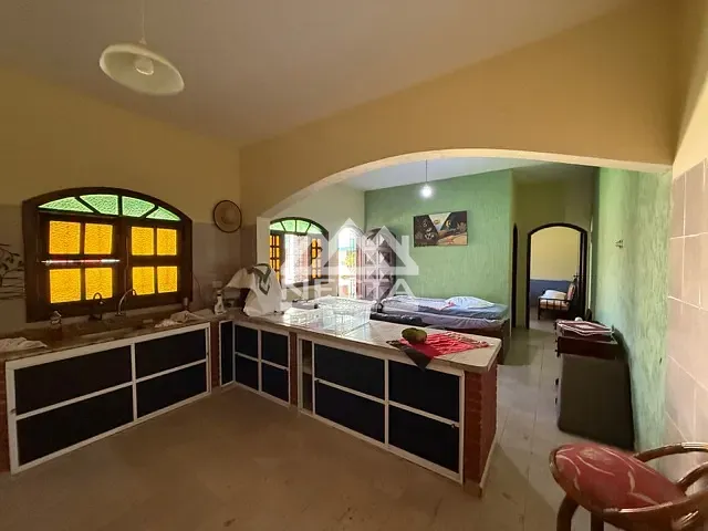 Casa com 710m² 5 quartos e 4 banheiros, à venda, no bairro Martim de Sá em Caraguatatuba