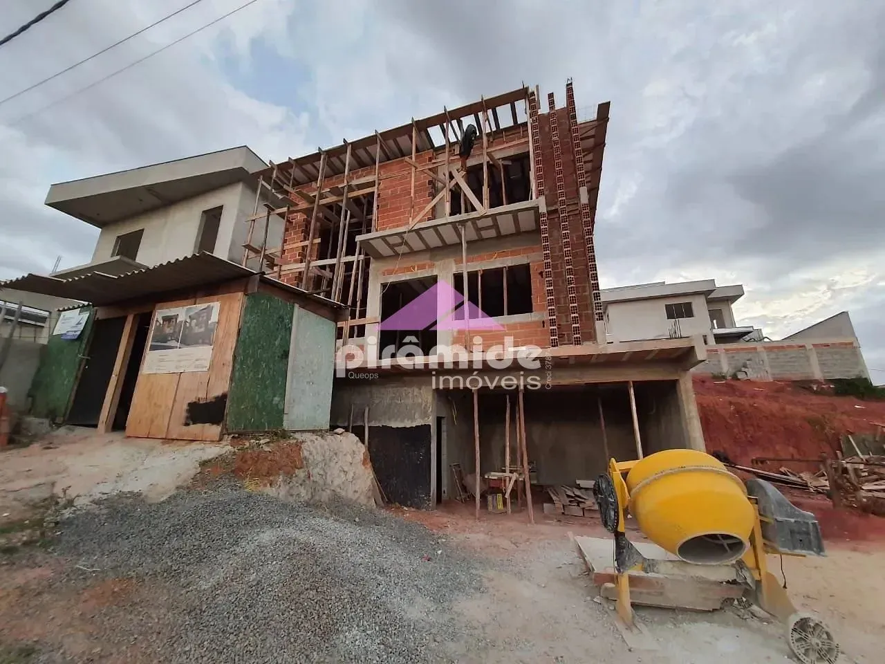 Casa, 3 quartos, 300 m² - Foto 11