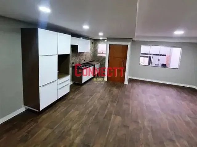 Casa com 143m² 2 quartos e 2 banheiros, à venda, no bairro Centro em Jardinópolis