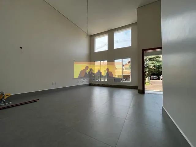 Casa com 300m² 3 quartos e 4 banheiros, à venda, no bairro Residencial Paineiras em Paulínia