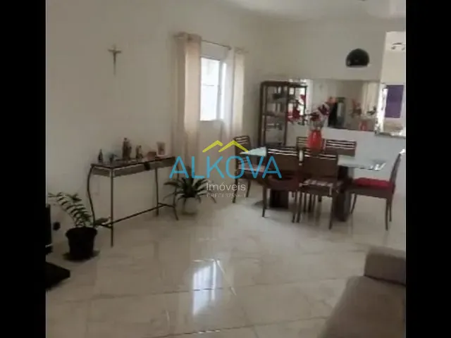 Casa com 360m² 3 quartos e 2 banheiros, à venda, no bairro Condomínio Residencial Mantiqueira em São José dos Campos