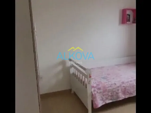 Casa com 360m² 3 quartos e 2 banheiros, à venda, no bairro Condomínio Residencial Mantiqueira em São José dos Campos