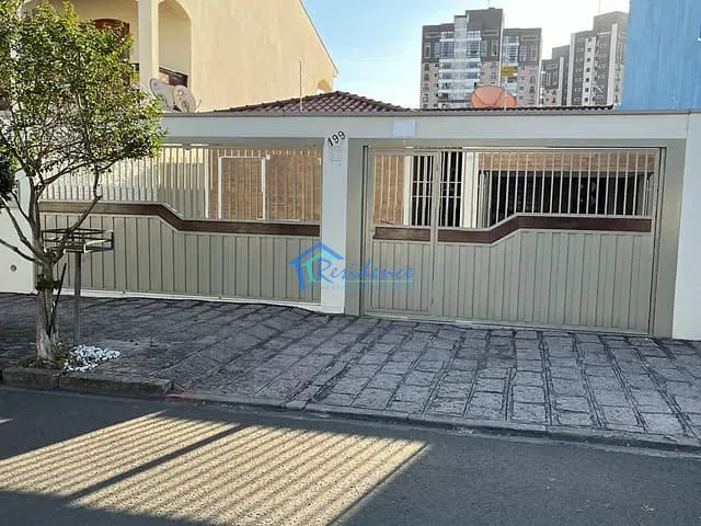 Casa com 250m² 3 quartos e 2 banheiros, à venda, no bairro Vila Todos os Santos em Indaiatuba