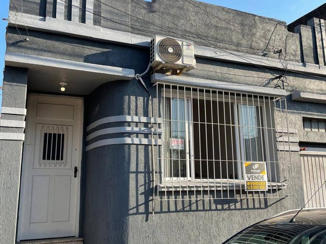 Casa 3 quartos e 3 banheiros, à venda, no bairro Centro em Pelotas