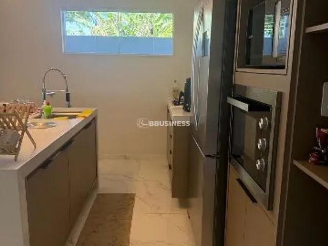 Casa 3 quartos e 3 banheiros, à venda, no bairro Parque Guarus em Campos dos Goytacazes