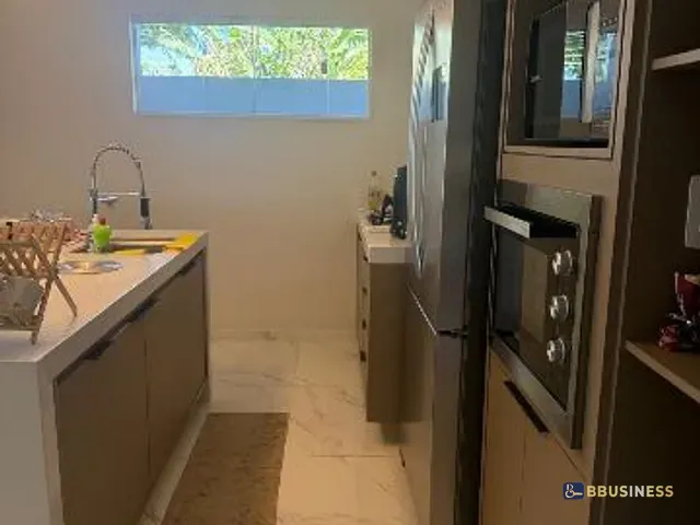 Casa 3 quartos e 3 banheiros, à venda, no bairro Parque Guarus em Campos dos Goytacazes
