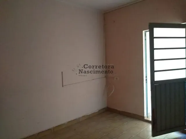 Casa com 619m² 2 quartos e 1 banheiro, à venda, no bairro Jardim Independência em Jacareí