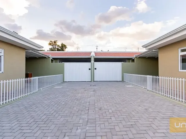 Casa com 100m² 2 quartos e 1 banheiro, para alugar, no bairro Atuba em Curitiba