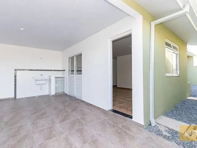 Casa com 100m² 2 quartos e 1 banheiro, para alugar, no bairro Atuba em Curitiba