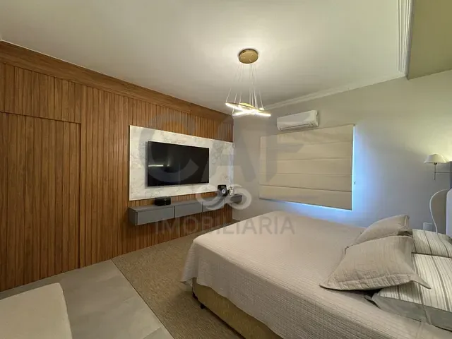 Casa com 360m² 3 quartos e 5 banheiros, à venda, no bairro Residencial Portal do Sol em Holambra