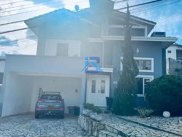 Casa com 300m² 3 quartos e 1 banheiro, à venda, no bairro Residencial Fazenda Serrinha em Itatiba