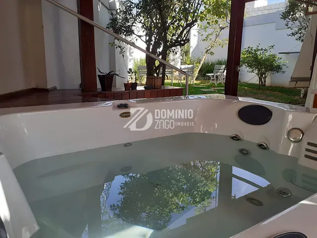 Casa 6 quartos e 7 banheiros, à venda, no bairro Cidade Jardim em Uberaba