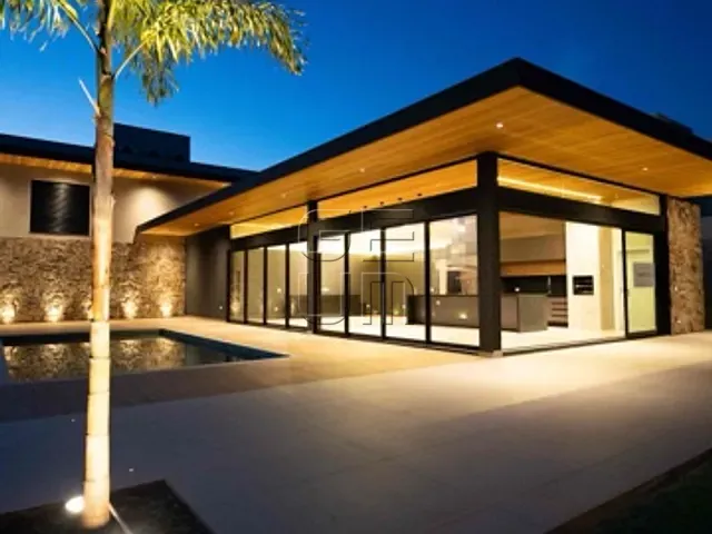 Casa com 439m² 5 quartos e 8 banheiros, à venda, no bairro Paranagi em Sertaneja