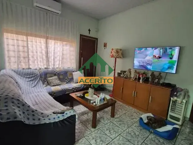 Casa 3 quartos e 2 banheiros, à venda, no bairro Conjunto Habitacional Manoel Pires em Araçatuba