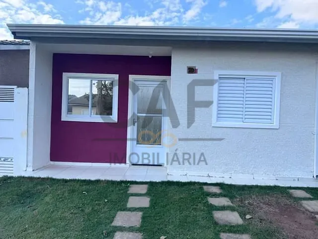 Casa com 250m² 2 quartos e 1 banheiro, para alugar, no bairro Vila das Tulipas em Holambra