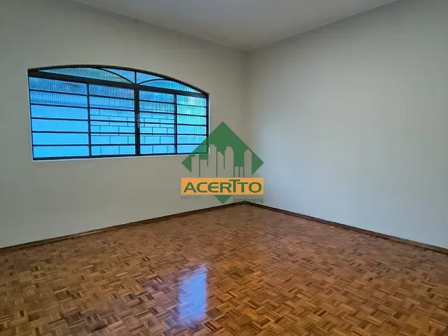 Casa 3 quartos e 3 banheiros, para alugar, no bairro Jardim Nova Yorque em Araçatuba