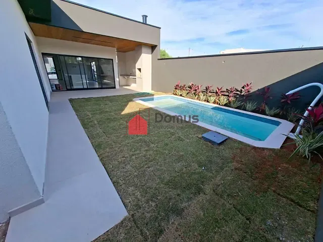 Casa com 300m² 3 quartos e 3 banheiros, à venda, no bairro JARDIM JARAGUA em Taubaté