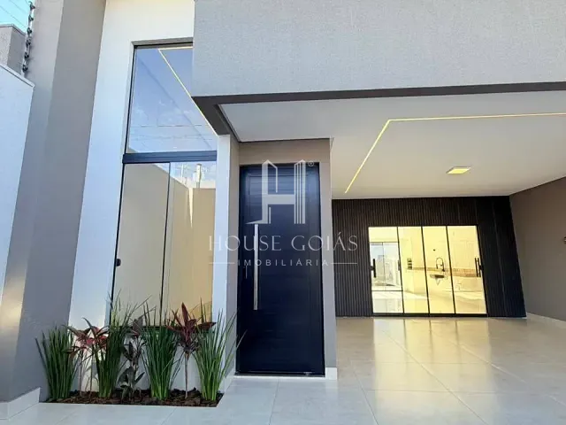 Casa com 200m² 3 quartos e 2 banheiros, à venda, no bairro Residencial Campos do Jordão em Anápolis