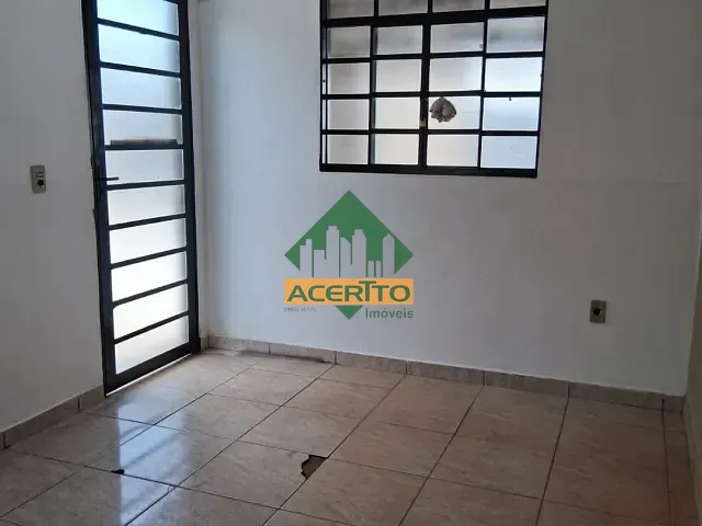 Casa 2 quartos e 1 banheiro, à venda, no bairro Porto Real I em Araçatuba