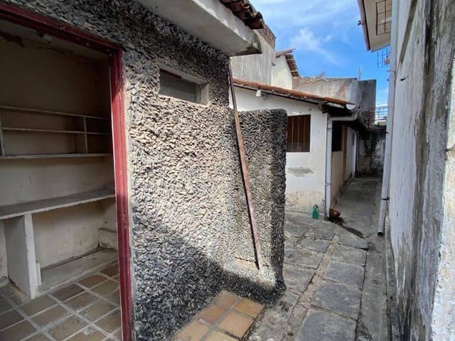 Casa 3 quartos e 5 banheiros, à venda, no bairro Casa Amarela em Recife