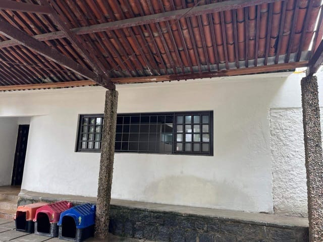 Casa 3 quartos e 5 banheiros, à venda, no bairro Casa Amarela em Recife