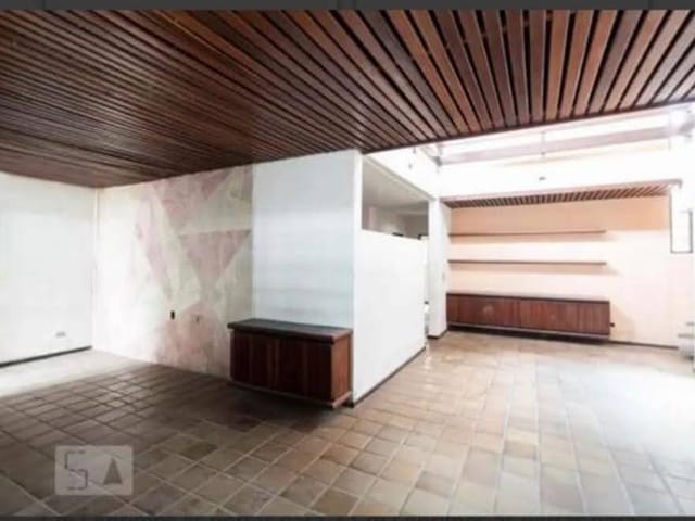 Casa 3 quartos e 5 banheiros, à venda, no bairro Casa Amarela em Recife