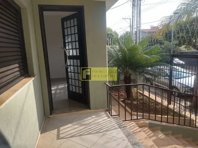 Casa com 170m² 3 quartos e 6 banheiros, para alugar, no bairro Vila Bom Jesus em São José do Rio Preto