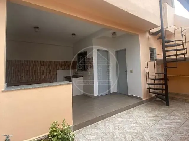 Casa com 187m² 2 quartos e 3 banheiros, à venda, no bairro Jardim Guarapiranga em São Paulo