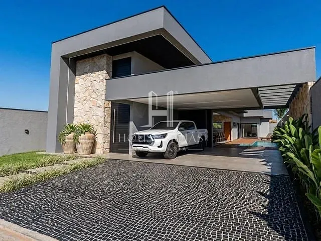 Casa com 450m² 4 quartos e 4 banheiros, à venda, no bairro Anápolis City em Anápolis