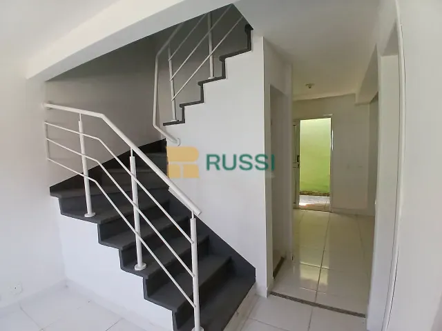 Casa 2 quartos e 2 banheiros, à venda, no bairro Monte Castelo em São José dos Campos