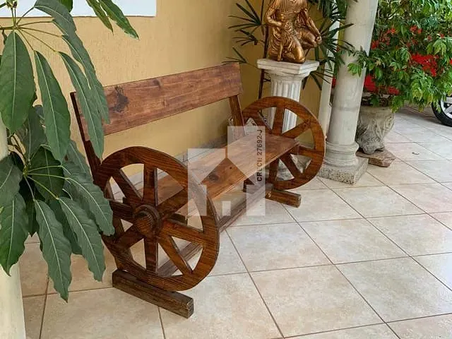 Casa com 180m² 4 quartos e 2 banheiros, à venda, no bairro Jardim Danúbio em Jundiaí