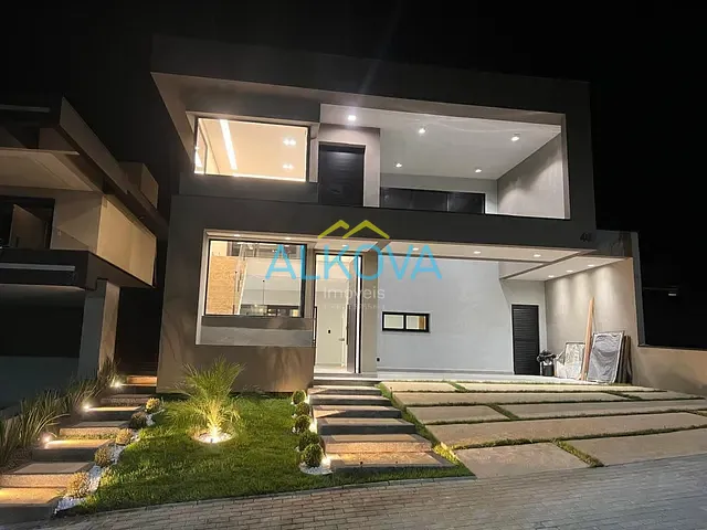 Casa com 360m² 3 quartos e 3 banheiros, à venda, no bairro Residencial Colinas em Caçapava