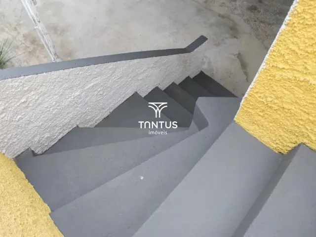 Casa com 300m² 2 quartos e 1 banheiro, para alugar, no bairro Boa Vista em Curitiba