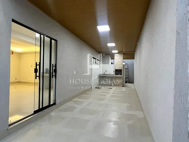 Casa com 223m² 3 quartos e 3 banheiros, à venda, no bairro Garavelo Residencial Park em Aparecida de Goiânia