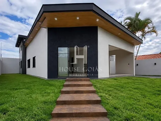 Casa com 223m² 3 quartos e 3 banheiros, à venda, no bairro Garavelo Residencial Park em Aparecida de Goiânia