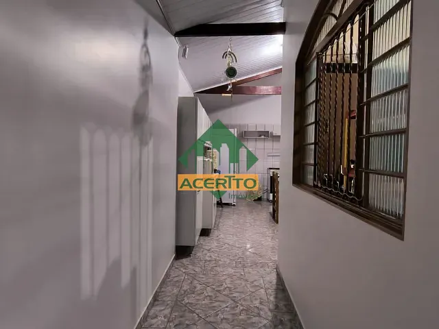 Casa 3 quartos e 3 banheiros, à venda, no bairro Jardim Paulista em Araçatuba