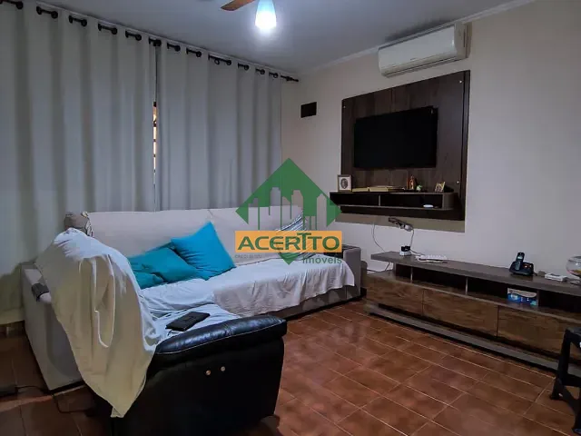 Casa 3 quartos e 3 banheiros, à venda, no bairro Jardim Paulista em Araçatuba