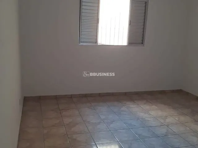 Casa com 250m² 2 quartos e 2 banheiros, à venda, no bairro Jardim em Santo André