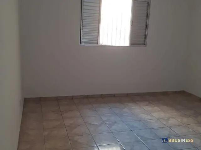 Casa com 250m² 2 quartos e 2 banheiros, à venda, no bairro Jardim em Santo André