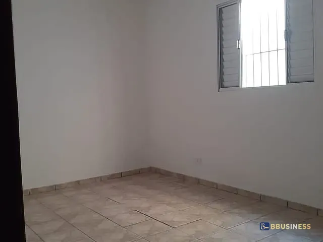 Casa com 250m² 2 quartos e 2 banheiros, à venda, no bairro Jardim em Santo André