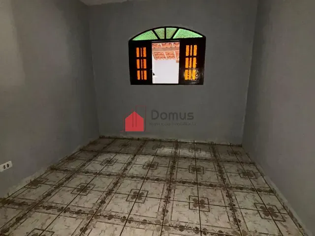 Casa 5 quartos e 2 banheiros, à venda, no bairro Residencial Pasin em Pindamonhangaba