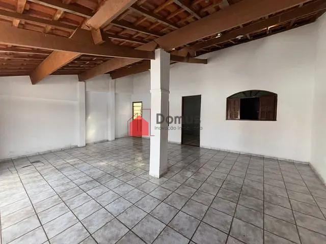 Casa 5 quartos e 2 banheiros, à venda, no bairro Residencial Pasin em Pindamonhangaba