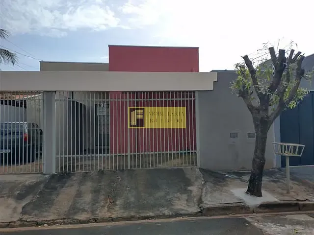 Casa com 120m² 3 quartos e 2 banheiros, para alugar, no bairro Residencial Nato Vetorasso em São José do Rio Preto