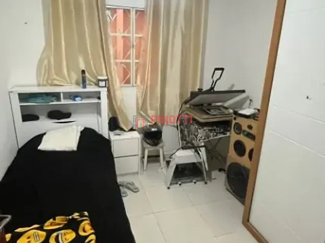 Casa 2 quartos e 2 banheiros, à venda, no bairro Jardim Lavínia em São Bernardo do Campo